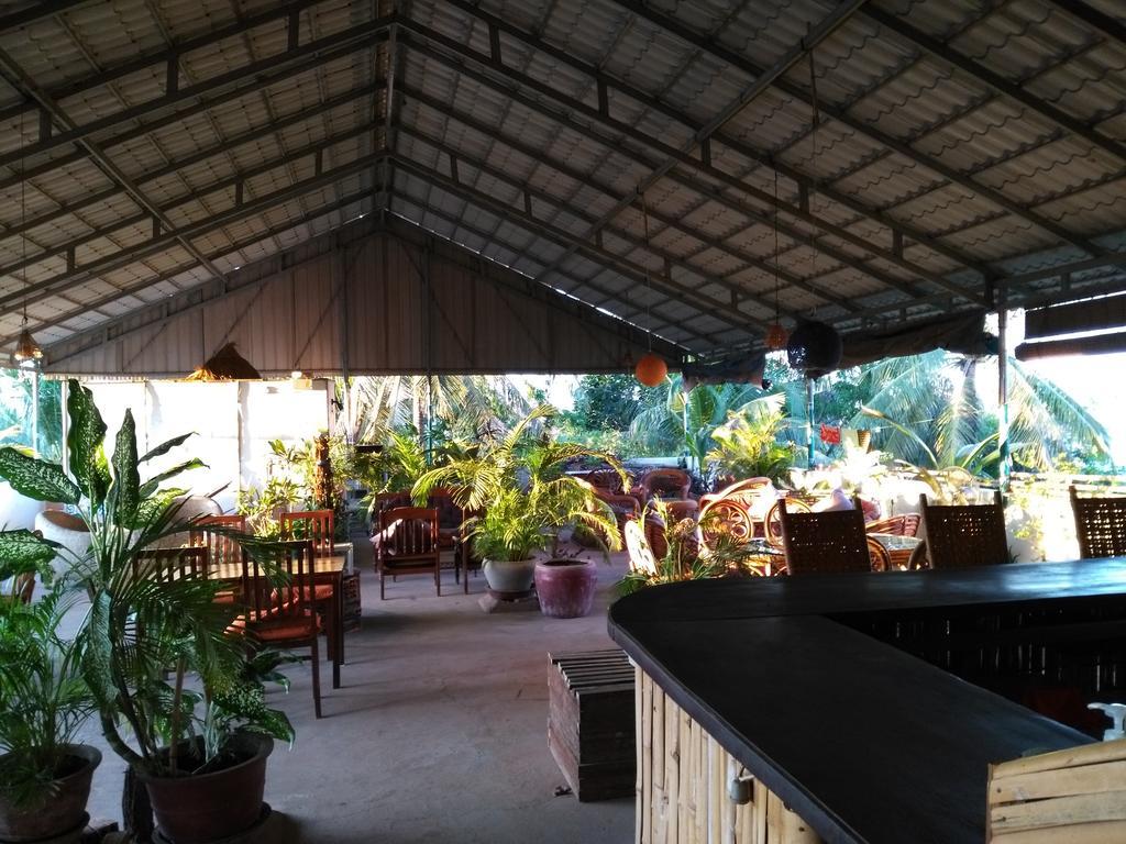 Firefly Guesthouse - The Berlin Angkor Сиемрип Экстерьер фото